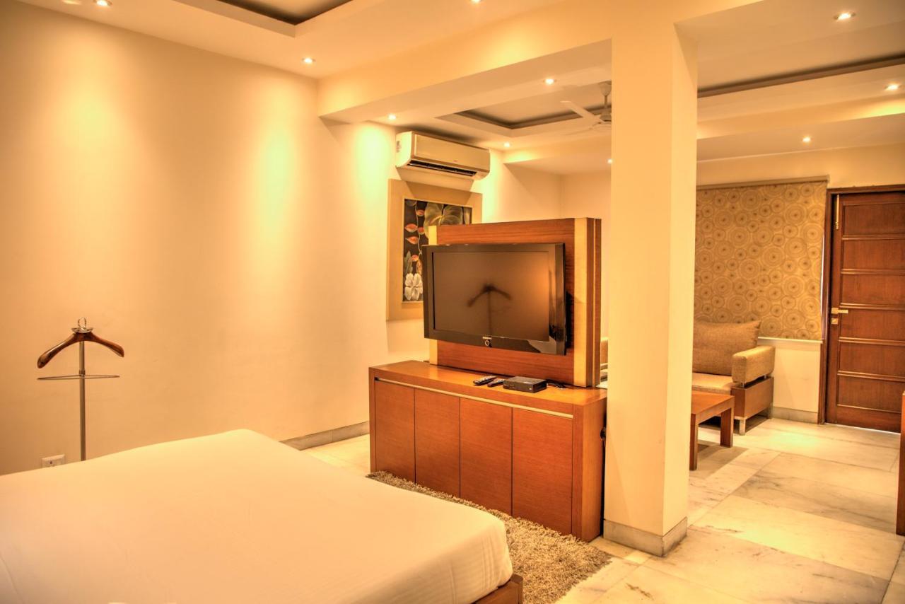 Homestay Red Brick By Earthaa Escapes New Delhi
